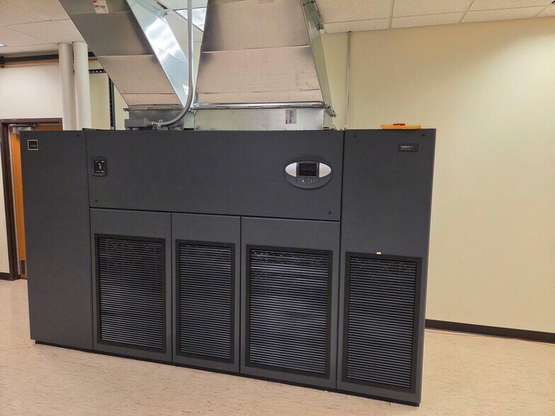 More Photos Of 1550 Innovation Way, Hartford Flex For Lease