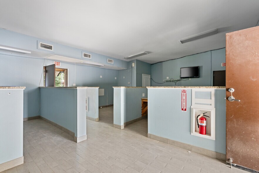 More Photos Of 301 Dews Rd, Leander Industrial For Sale