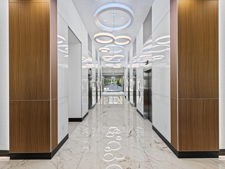 More Photos Of 500 E Broward Blvd, Fort Lauderdale Office For Lease