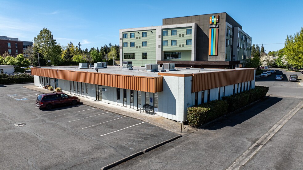 Primary Photo Of 71 Centennial Loop, Eugene Office For Lease