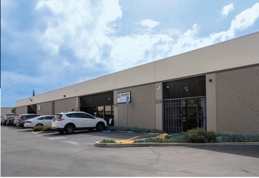 More Photos Of 1132-1140 E Valencia Dr, Fullerton Warehouse For Sale