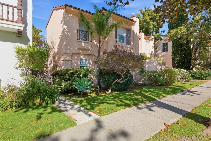 More Photos Of 1232 Smithwood Dr, Los Angeles Apartments For Sale
