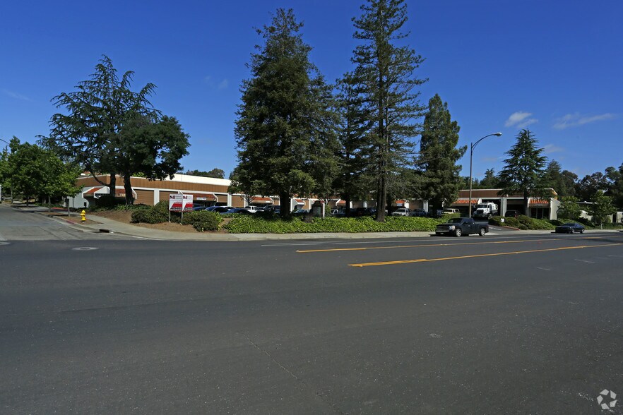 More Photos Of 805 University Ave, Los Gatos Warehouse For Lease