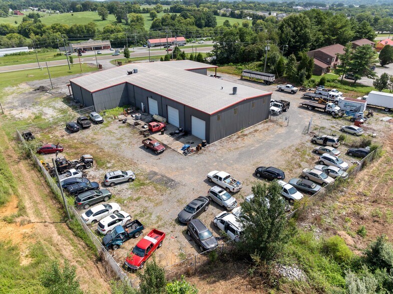 More Photos Of 660 New Hwy 68, Sweetwater Freestanding For Sale