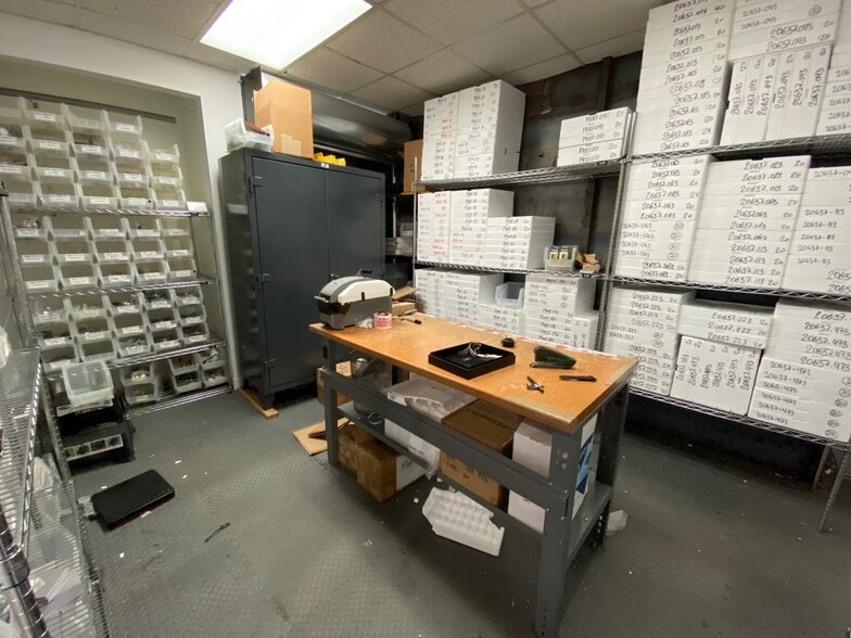 More Photos Of 20101-20161 NE 16th Pl, Miami Loft Creative Space For Sale