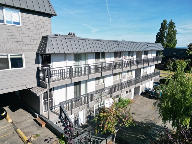 More Photos Of 1002 N J St, Tacoma Apartments For Sale