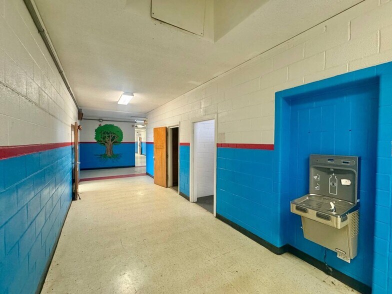 More Photos Of 111 W College Ave, Shelbina Schools For Sale