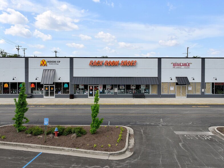 More Photos Of 401 Outlet Center Dr, Georgetown General Retail For Lease