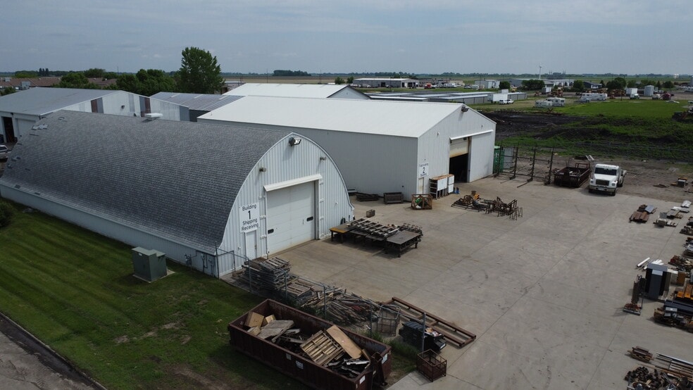 Primary Photo Of 1109 10th St NE, East Grand Forks Warehouse For Sale