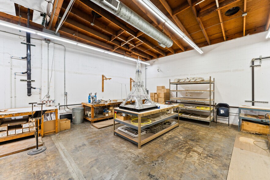 More Photos Of 2130 Edwards Ave, South El Monte Warehouse For Sale