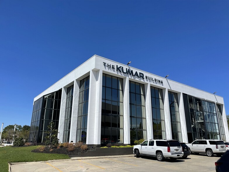 More Photos Of 3029 S Sherwood Forest Blvd, Baton Rouge Loft Creative Space For Lease