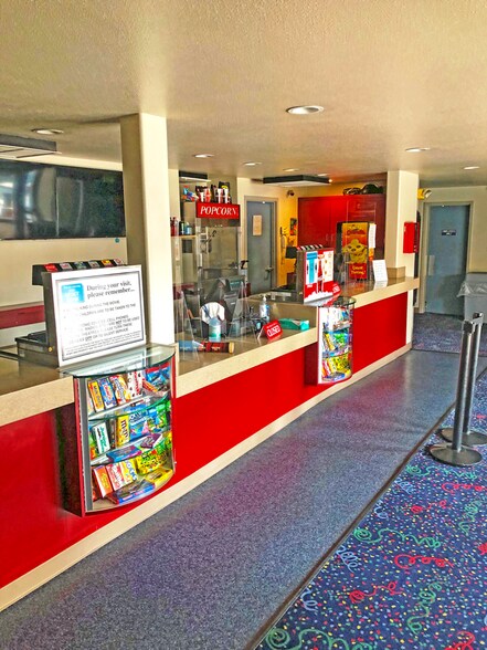 More Photos Of 1311 Adams Ave, La Grande Sports And Entertainment For Sale