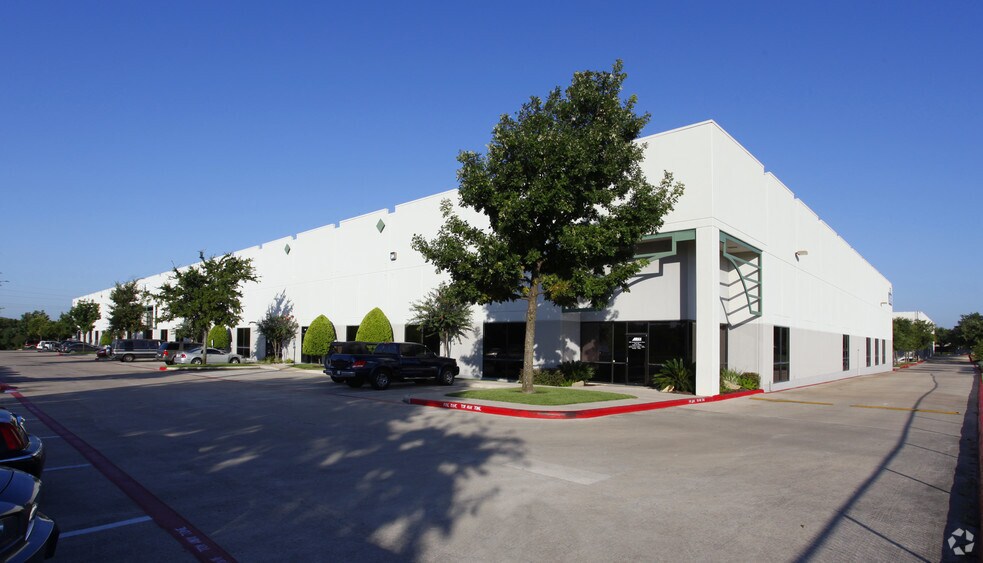 More Photos Of 4209 S Industrial Dr, Austin Unknown For Lease