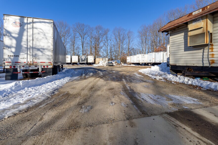 More Photos Of 500 Industrial Dr, Chesilhurst Land For Lease