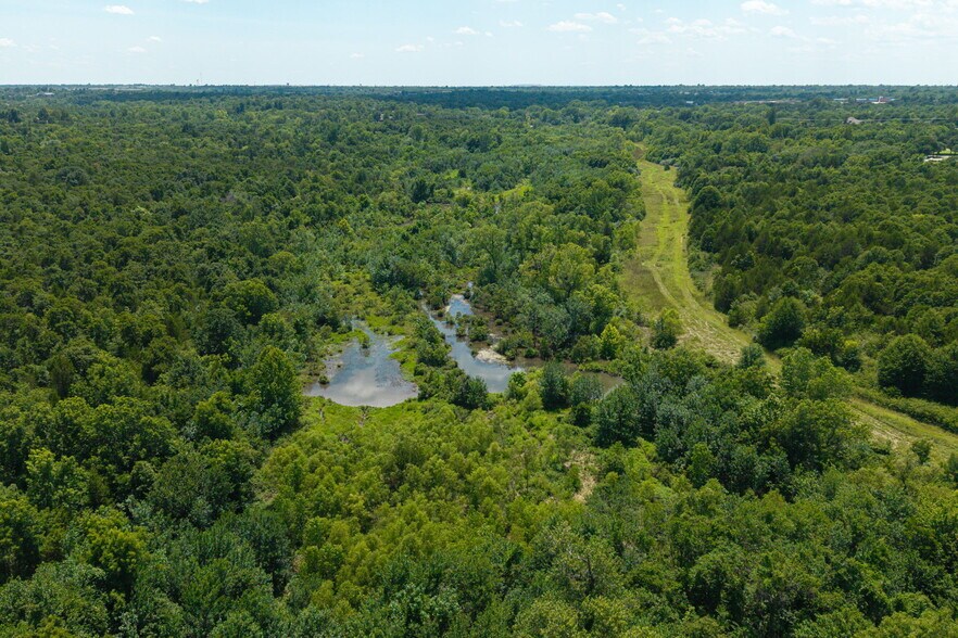 More Photos Of NE 10th and N Anderson Road, Choctaw Land For Sale