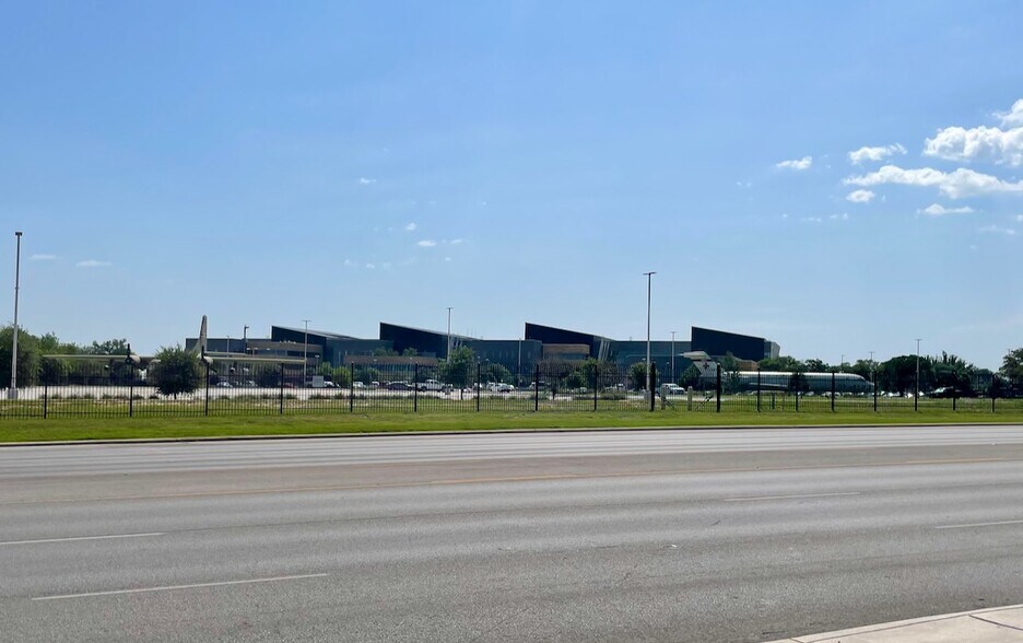 More Photos Of W Military Dr & Hwy 90, San Antonio Land For Sale
