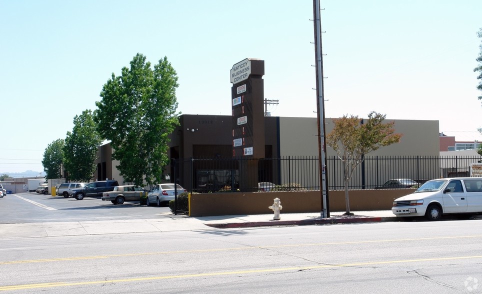 Primary Photo Of 13012 Saticoy St, North Hollywood Light Manufacturing For Lease