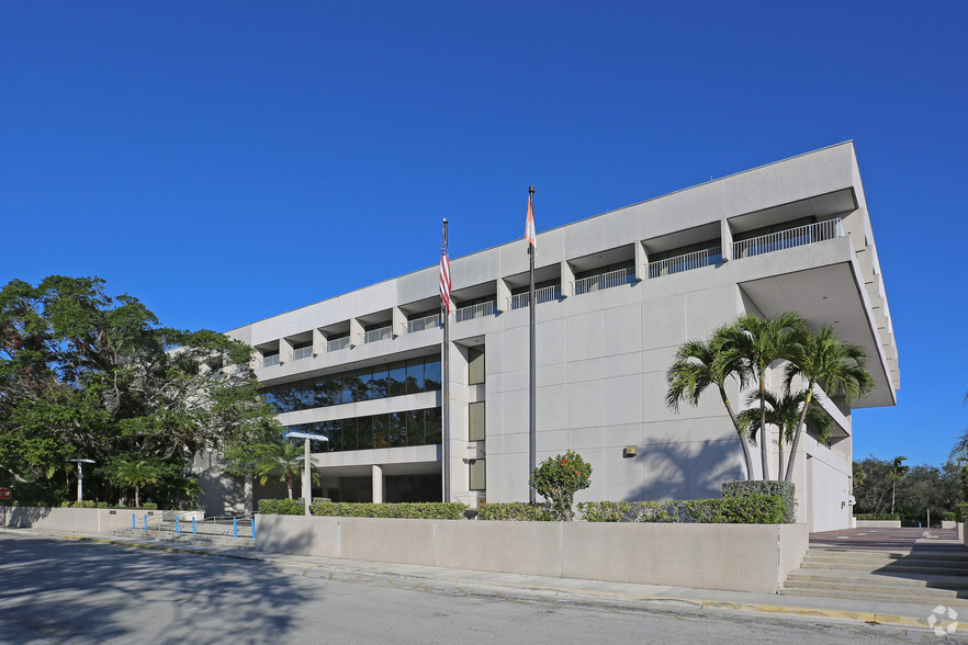 Primary Photo Of 2601 N 10th Ave, Lake Worth Office For Sale