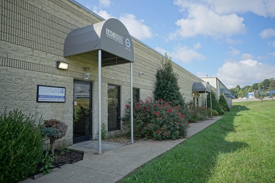 More Photos Of 850 Industrial Rd, Madisonville Manufacturing For Lease