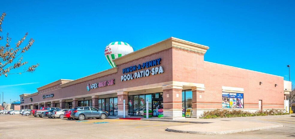 More Photos Of 12120-12234 Jones Rd, Houston Unknown For Lease