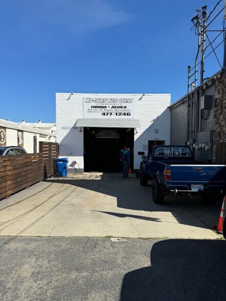 More Photos Of 1574 Soquel Dr, Santa Cruz Storefront Retail Office For Sale