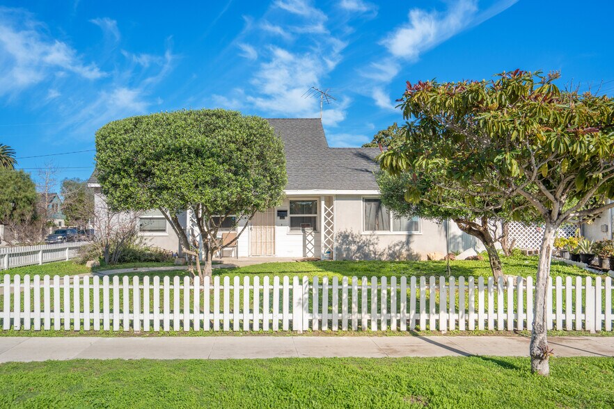 More Photos Of 3759 W 182nd St, Torrance Multifamily For Sale