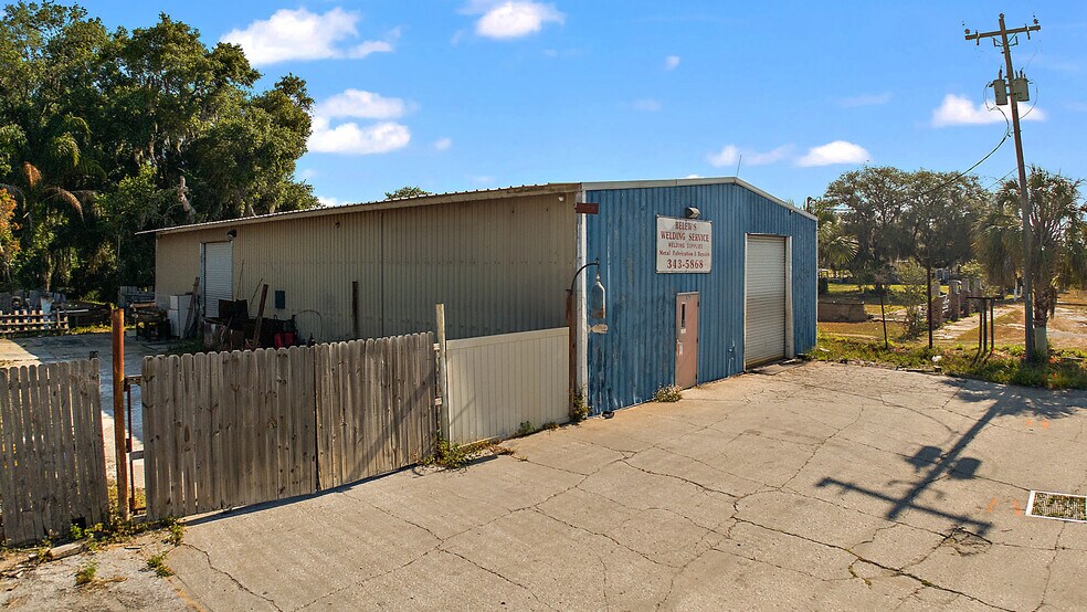 More Photos Of 15701 Old US Highway 441, Tavares Industrial For Lease
