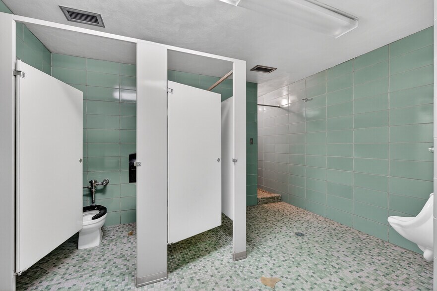 More Photos Of 1002 E South St, Jackson Lodge Meeting Hall For Sale