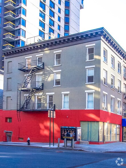 More Photos Of 300 E 61st St, New York Apartments For Lease