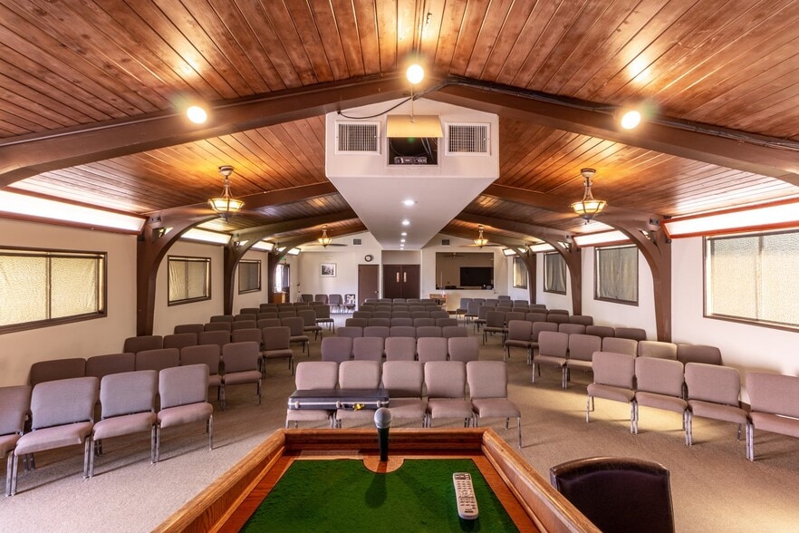 More Photos Of 10335 La Tuna Canyon Rd, Sun Valley Schools For Sale