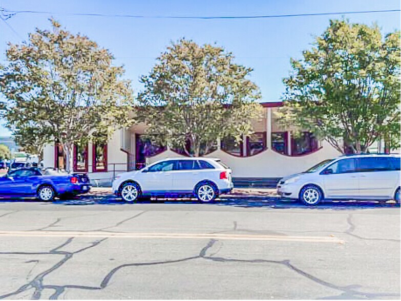 More Photos Of 1143 Missouri St, Fairfield Medical For Sale