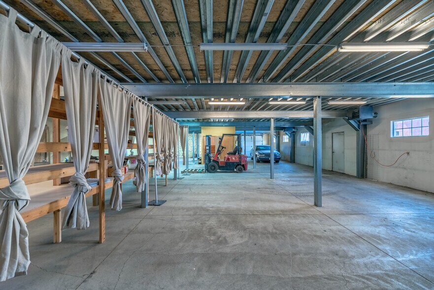 More Photos Of 121 Byers Ave, Hot Sulphur Springs Storefront Retail Residential For Sale