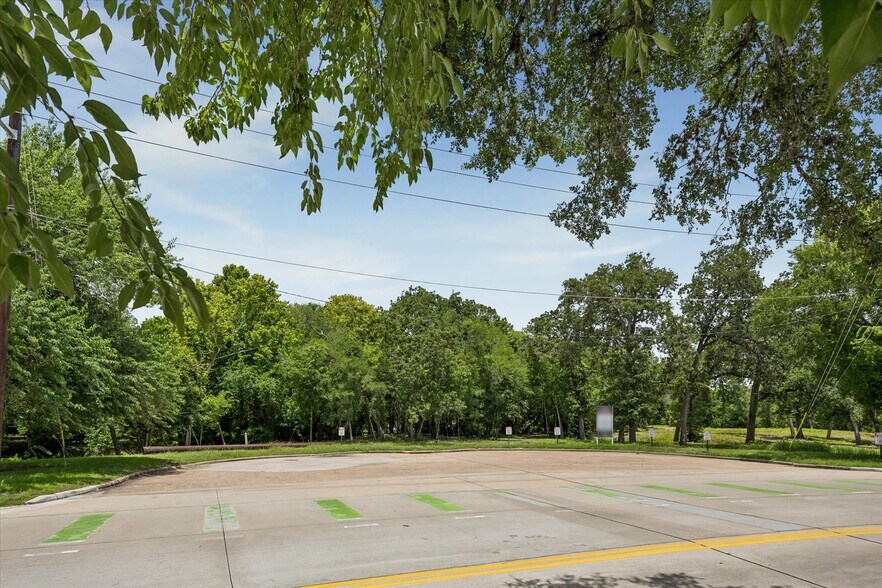 More Photos Of 0 Deerwood, Houston Land For Sale