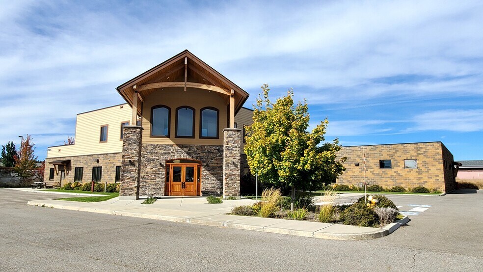 Primary Photo Of 3875 N Schreiber Way, Coeur d'Alene Warehouse For Sale