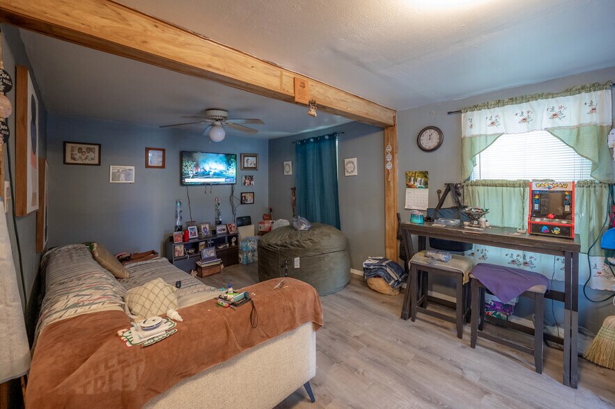 More Photos Of 8312 N 11th St, Tampa Apartments For Sale