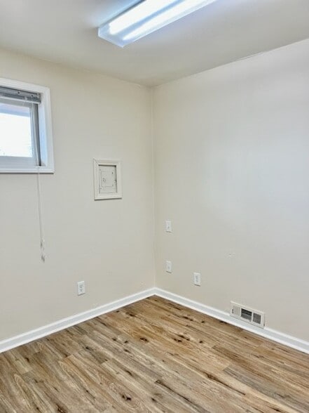 More Photos Of 2820 Broadmoor Ave, Concord Office For Sale