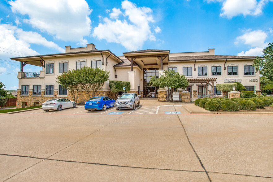 Primary Photo Of 1450 Hughes Rd, Grapevine Office For Lease