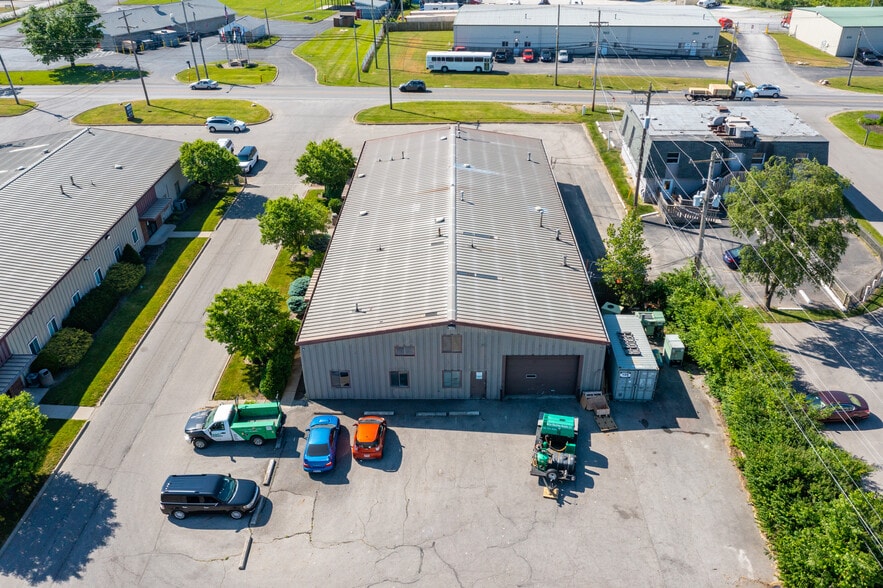 Primary Photo Of 2840 Fisher Rd, Columbus Warehouse For Lease