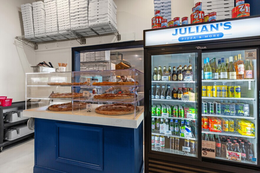 More Photos Of 620 S Presa St, San Antonio Restaurant For Sale
