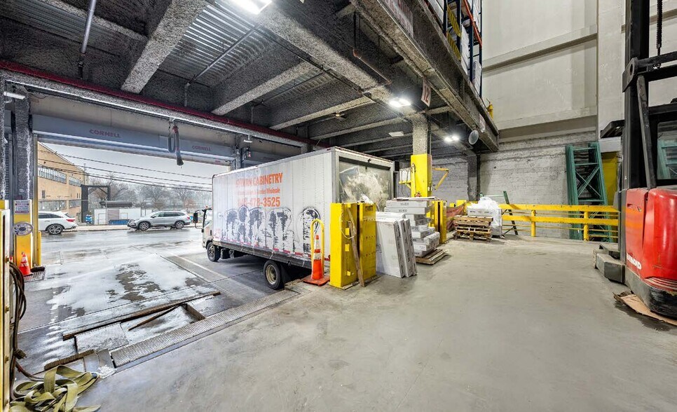 More Photos Of 2544 Borough Pl, Woodside Warehouse For Sale