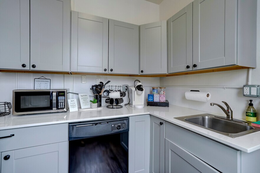 More Photos Of 215 E Willis St, Prescott Apartments For Sale