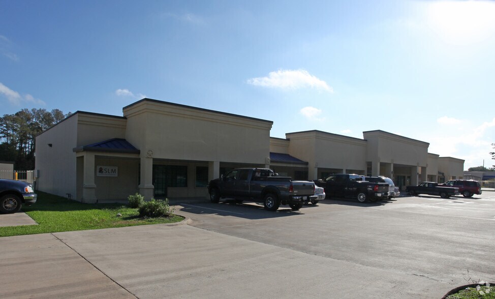 More Photos Of 11050-11082 Regency Green Dr, Cypress Office For Lease