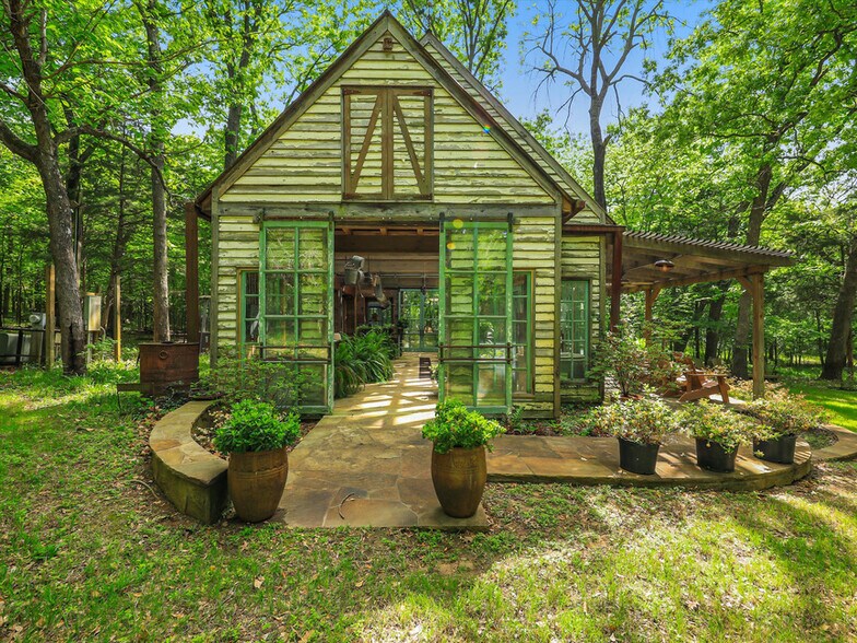 More Photos Of 2769 RS County Road 3160, Emory Lodge Meeting Hall For Sale