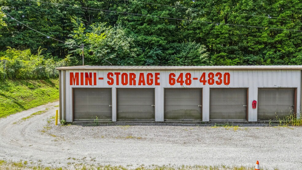 More Photos Of 212 Warfield Blvd, Clarksville Self Storage For Sale