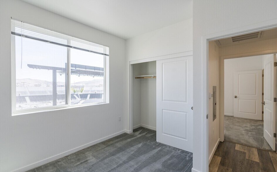 More Photos Of 1125 Avenue of the Oaks, Sparks Apartments For Lease