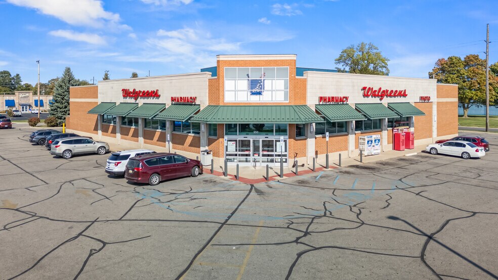 More Photos Of 950 S Centerville Rd, Sturgis Drugstore For Sale