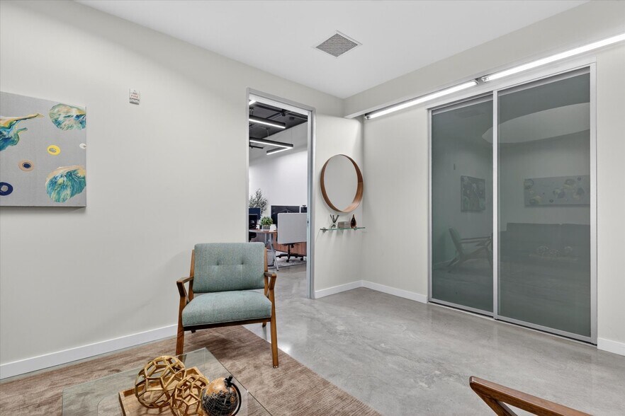 More Photos Of 7301 SW 57th Ct, South Miami Office For Sale
