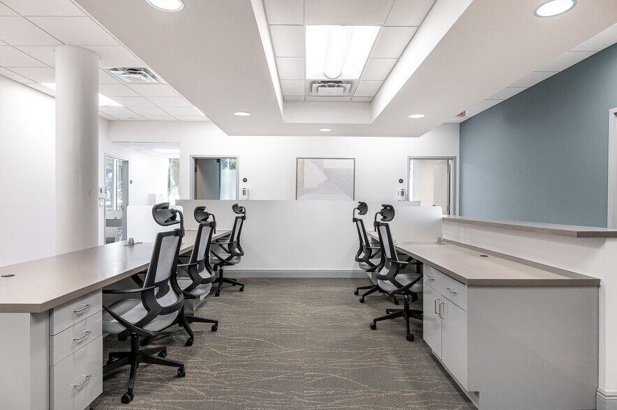 More Photos Of 1501 Corporate Dr, Boynton Beach Coworking Space