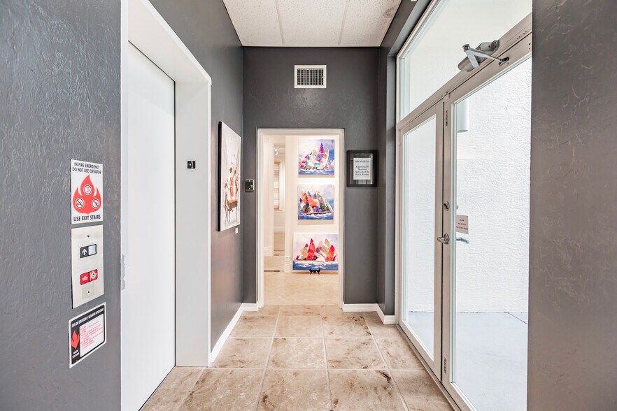 More Photos Of 2154 Trade Center Way, Naples Showroom For Sale