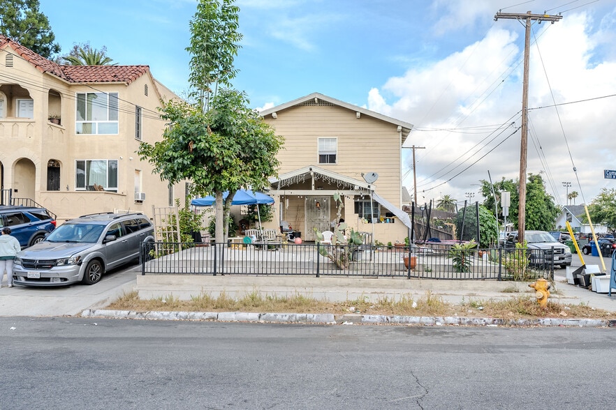 More Photos Of 645-649 N Cummings St, Los Angeles Apartments For Sale